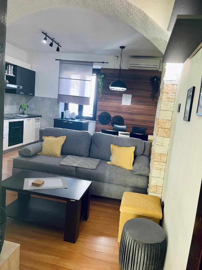 Apartman Three Queens Rijeka Exteriér fotografie